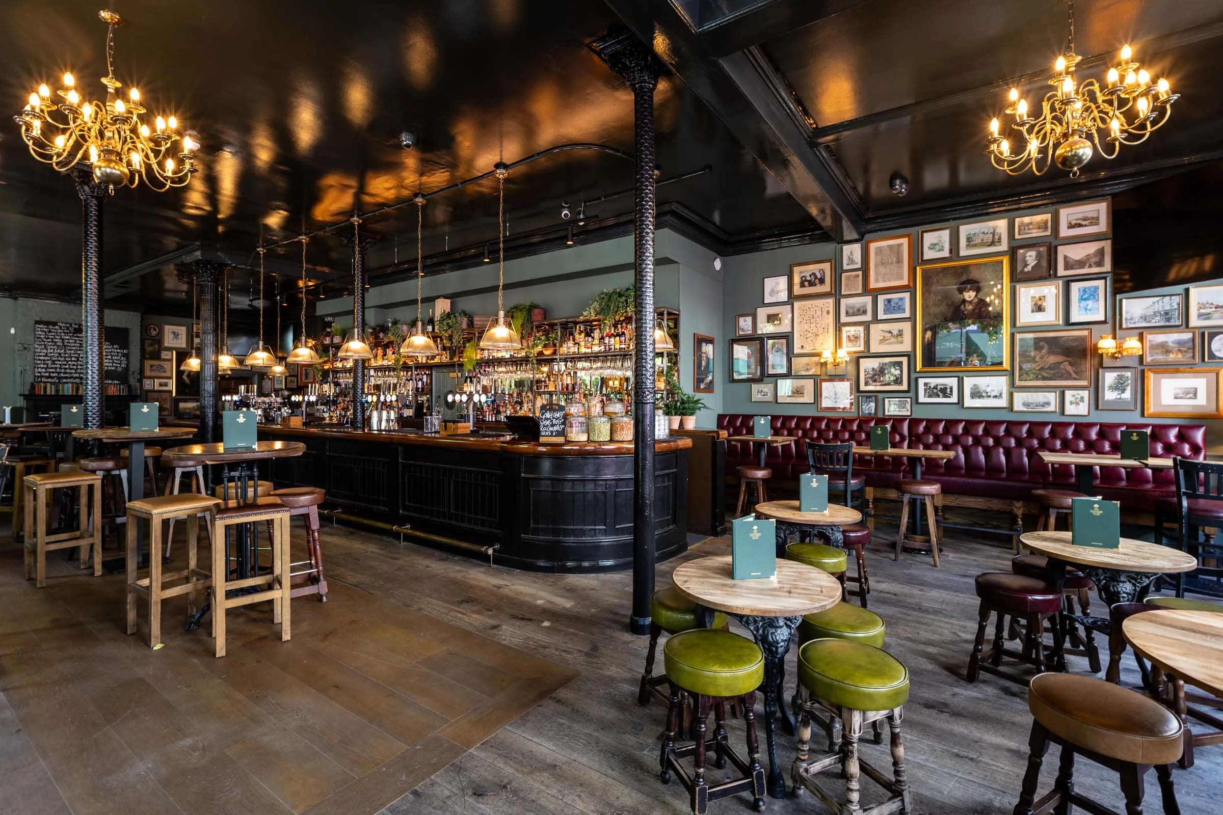 The Highbury Barn Tavern - image 1