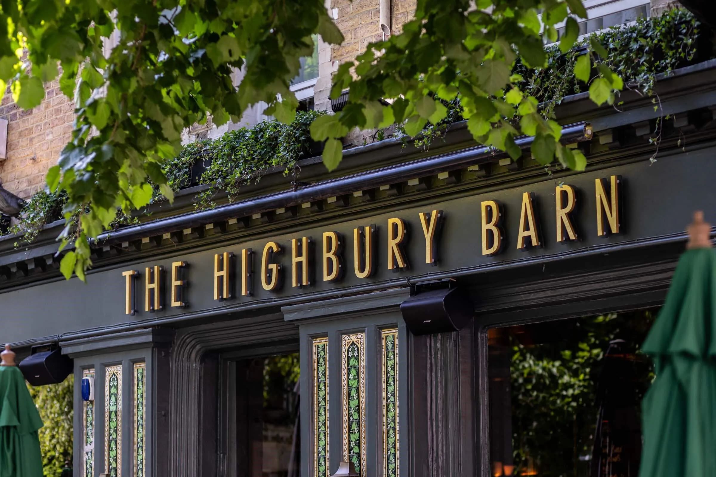 The Highbury Barn Tavern - image 9