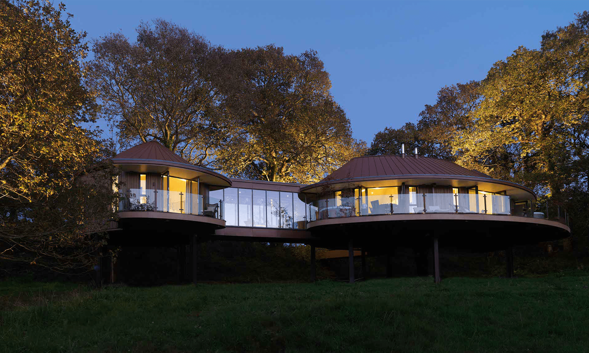 Lake Suite at Chewton Glen: luxury venue for executive retreats and incentive travel.