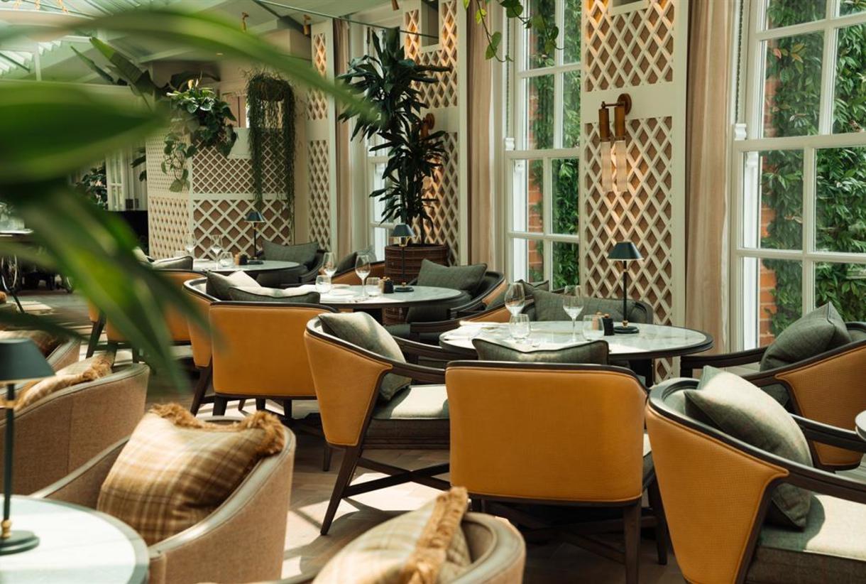 Chewton Glen Hotel & Spa - image 2
