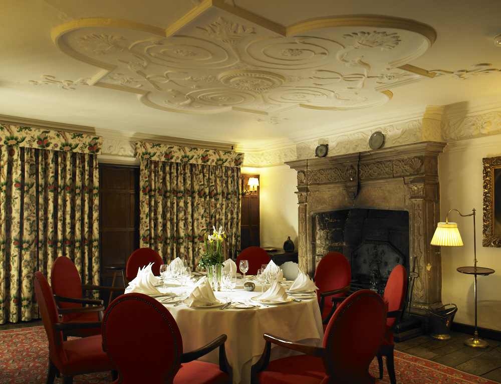 The Lygon Arms - image 2