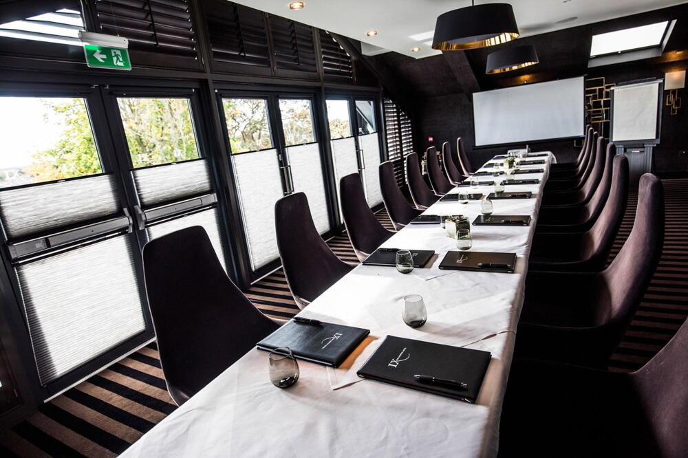 The Chester Hotel - image 2