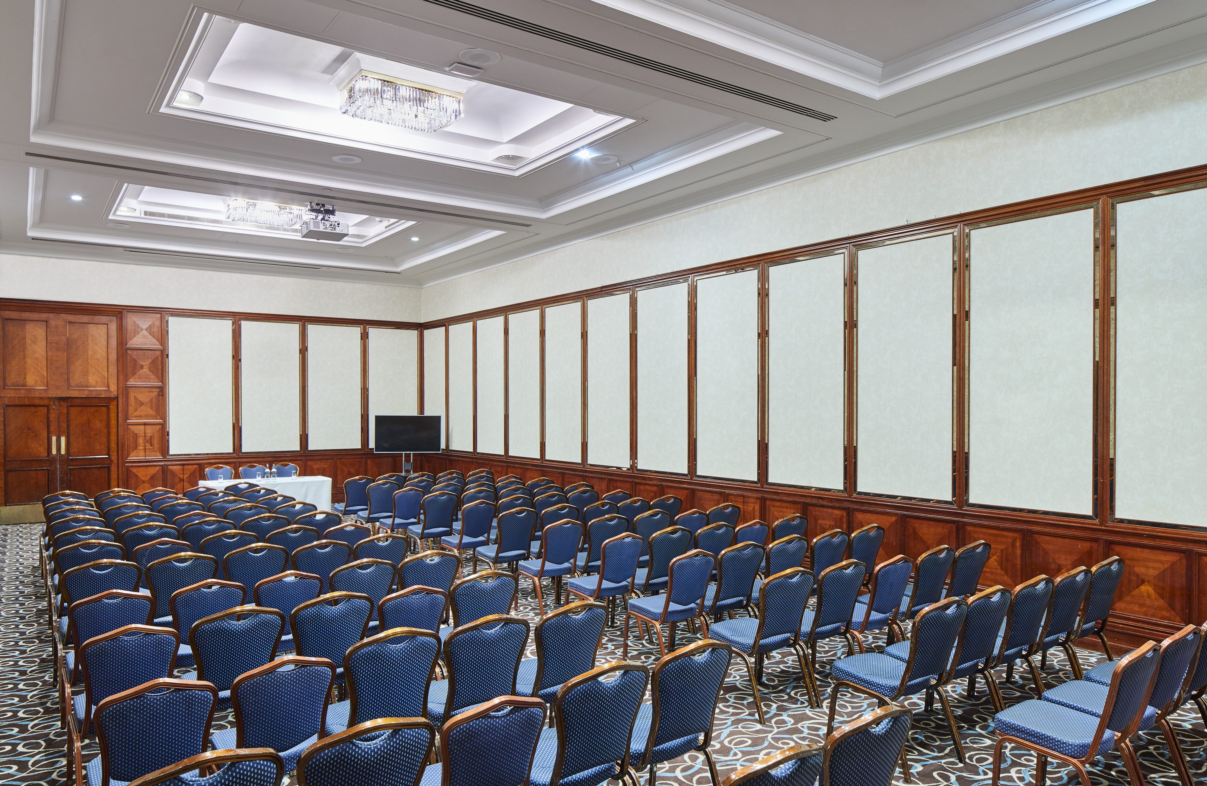 Leonardo Royal Hotel Southampton Grand Harbour - image 2
