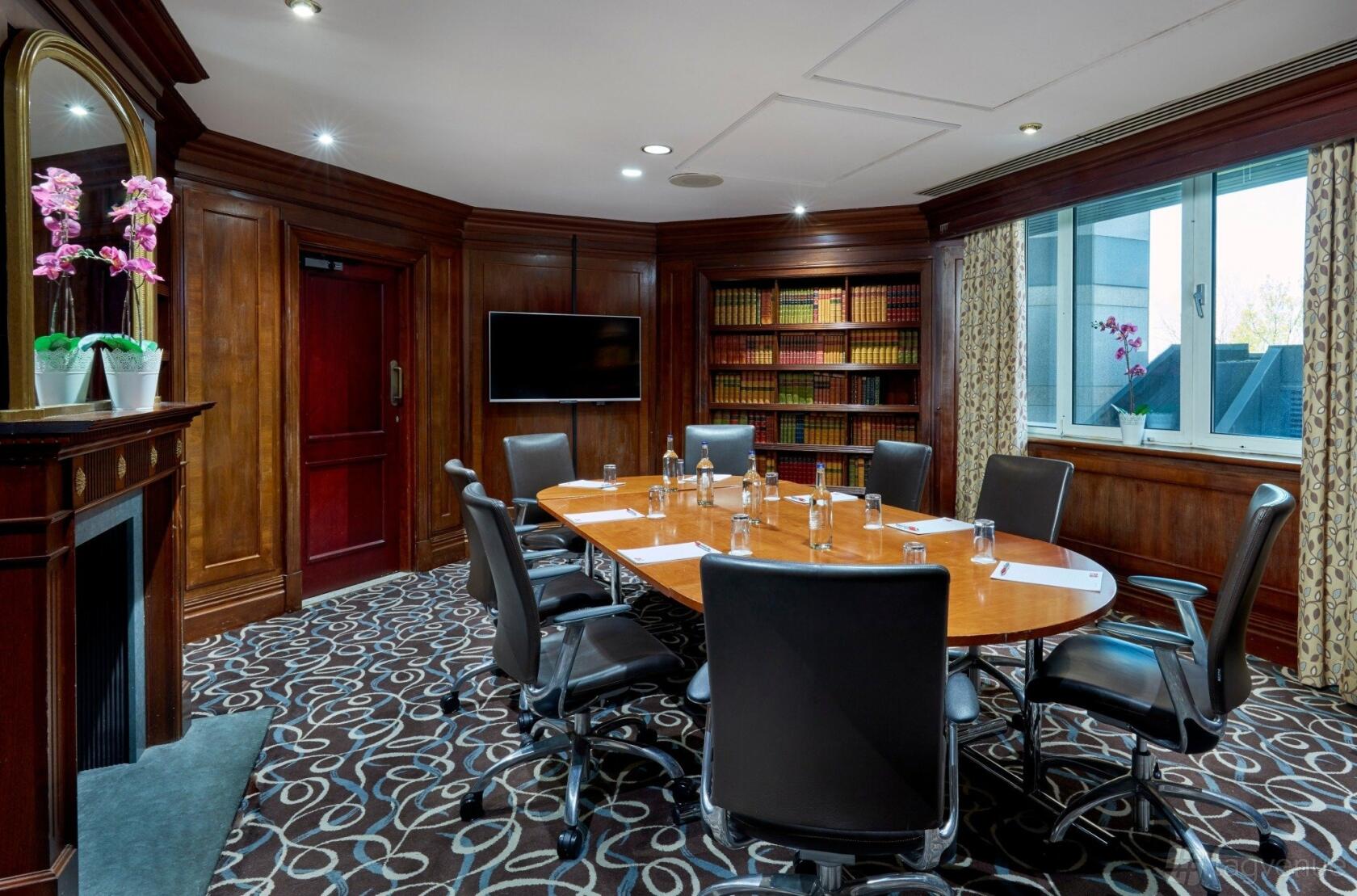 Leonardo Royal Hotel Southampton Grand Harbour - image 3
