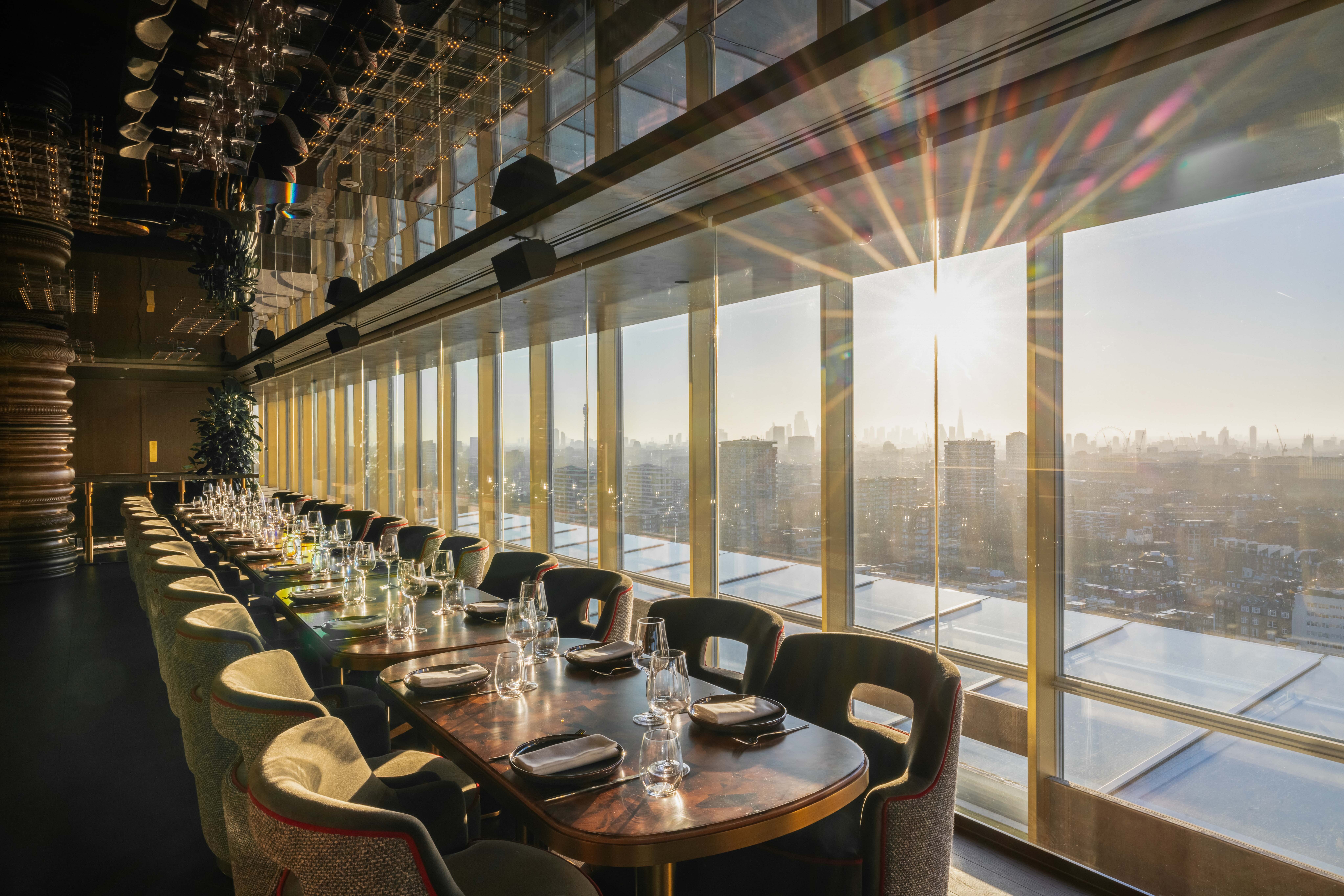 CÉ LA VI London - image 2