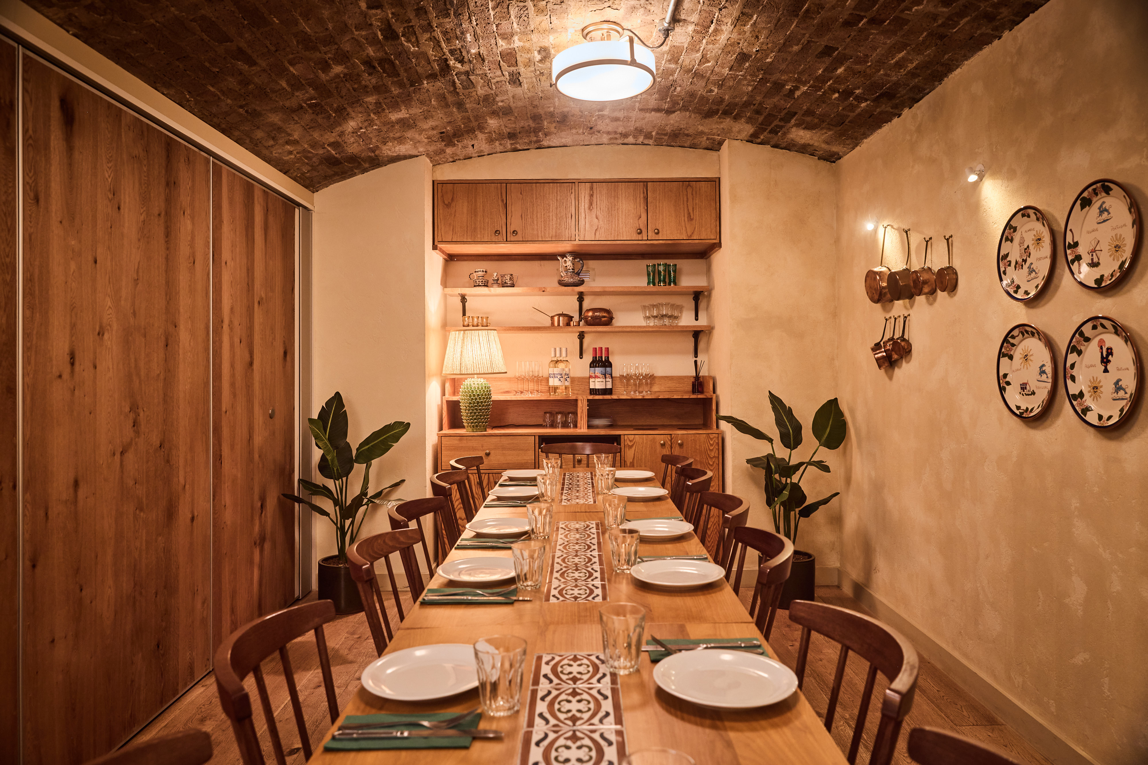 Casa do Frango - Mayfair - image 2