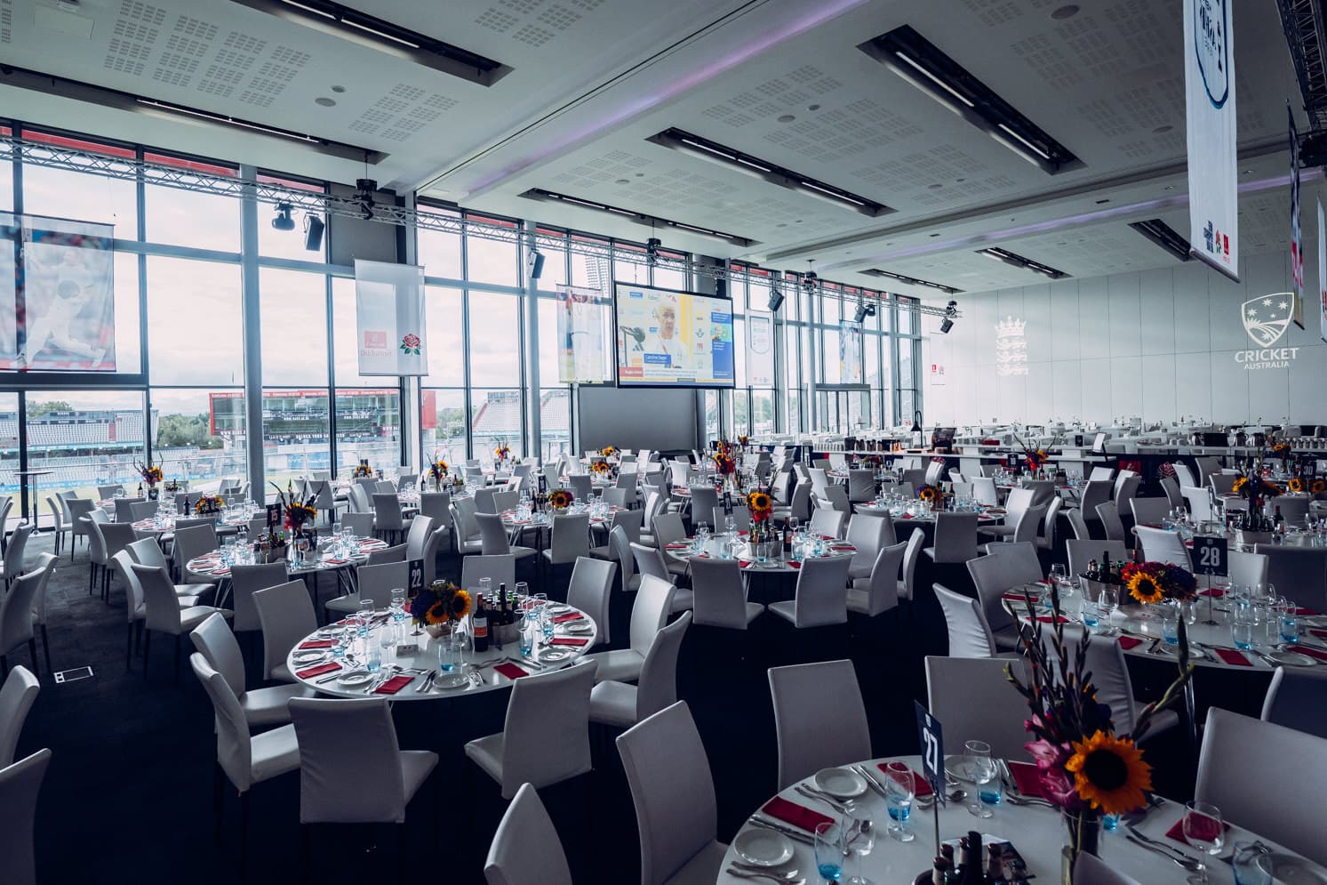 Emirates Old Trafford - image 2