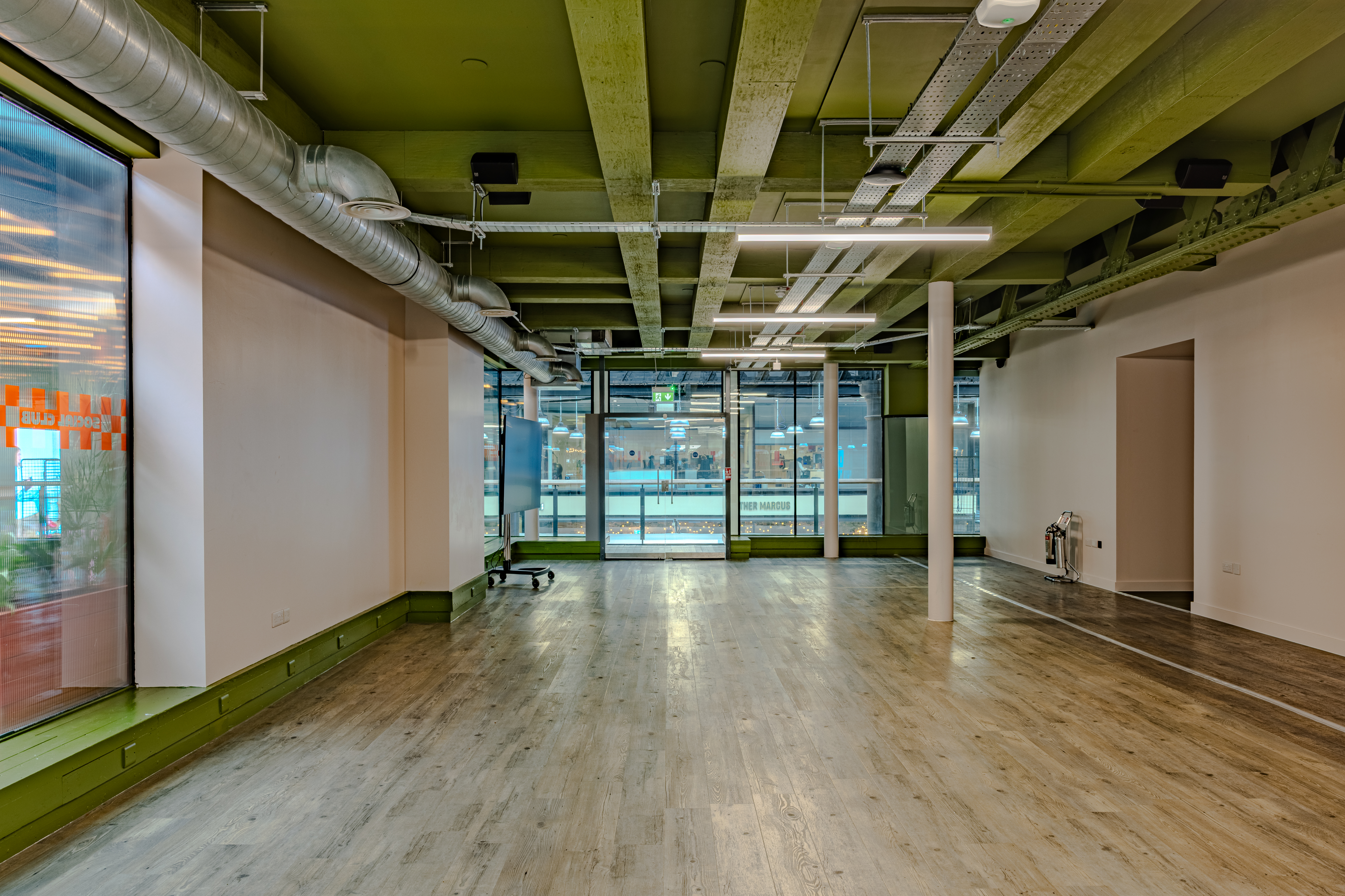 KERB Sports Bar - image 1