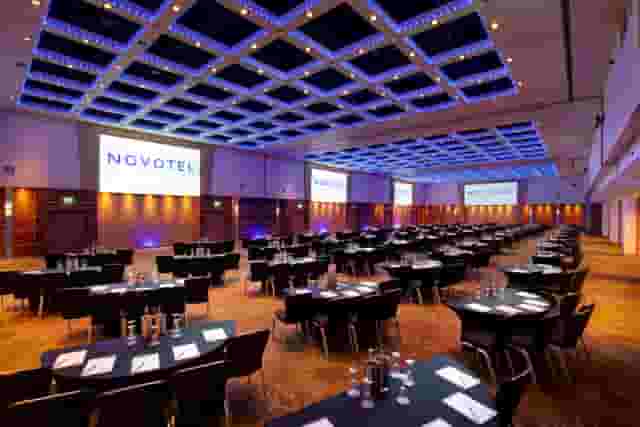 Novotel London West