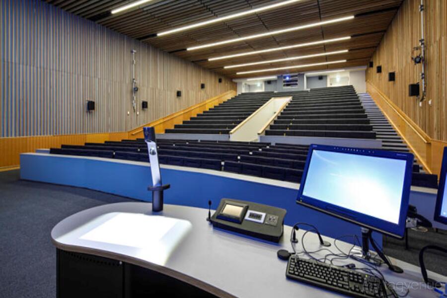 University of Bristol Priory Road tiered lecture theater for academic conferences and seminars.