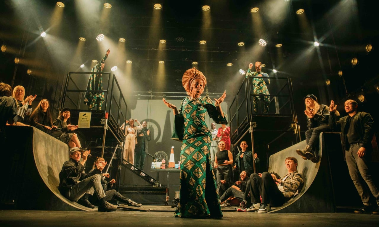 London Youth Theatre Studios - image 2