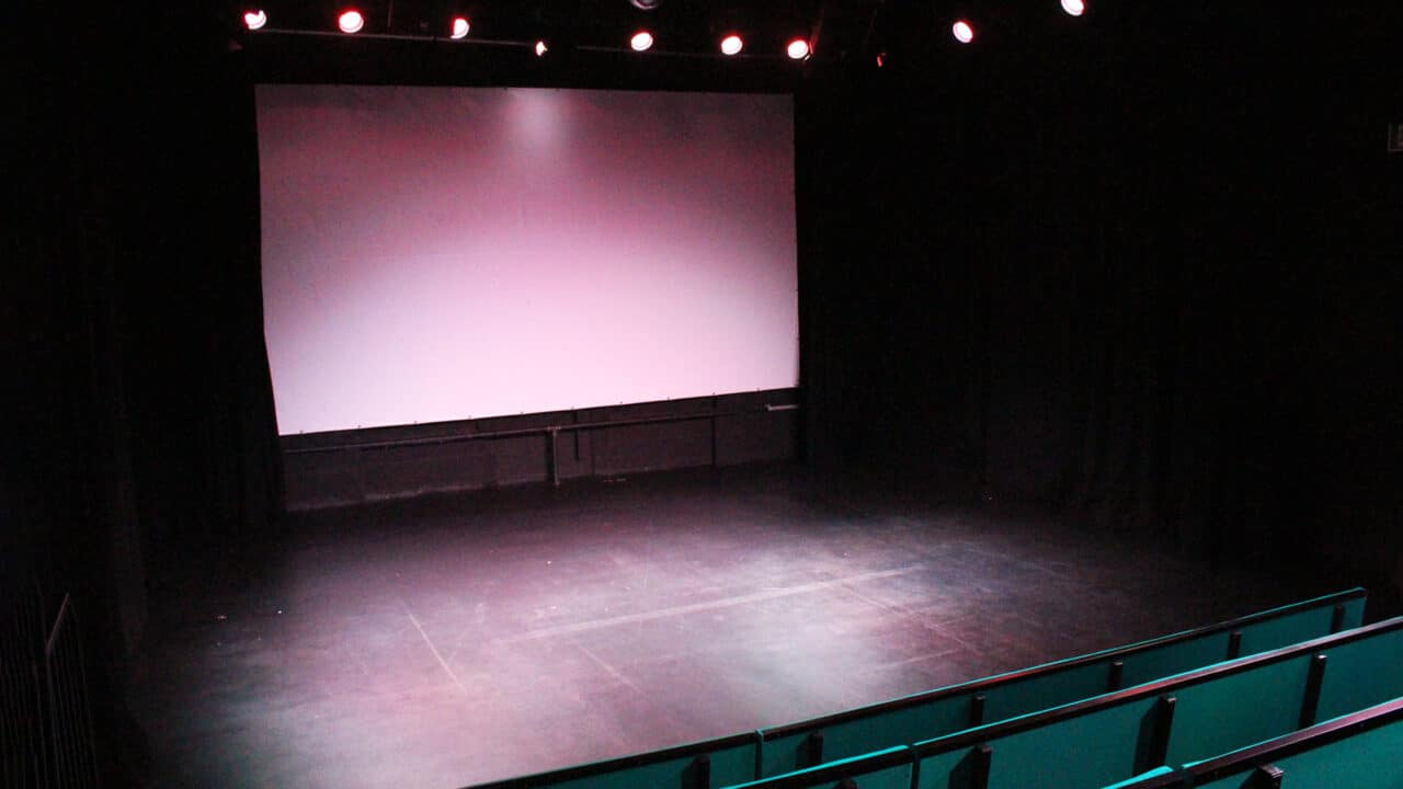 London Youth Theatre Studios - image 3