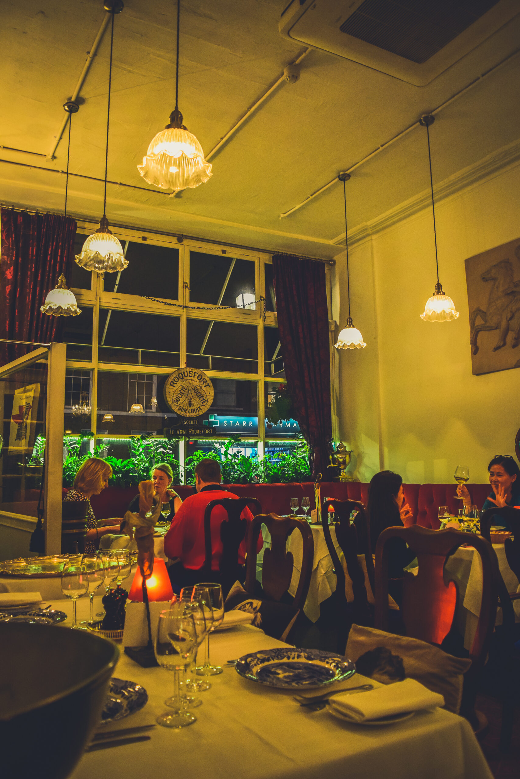 Otto's French Restaurant - image 2