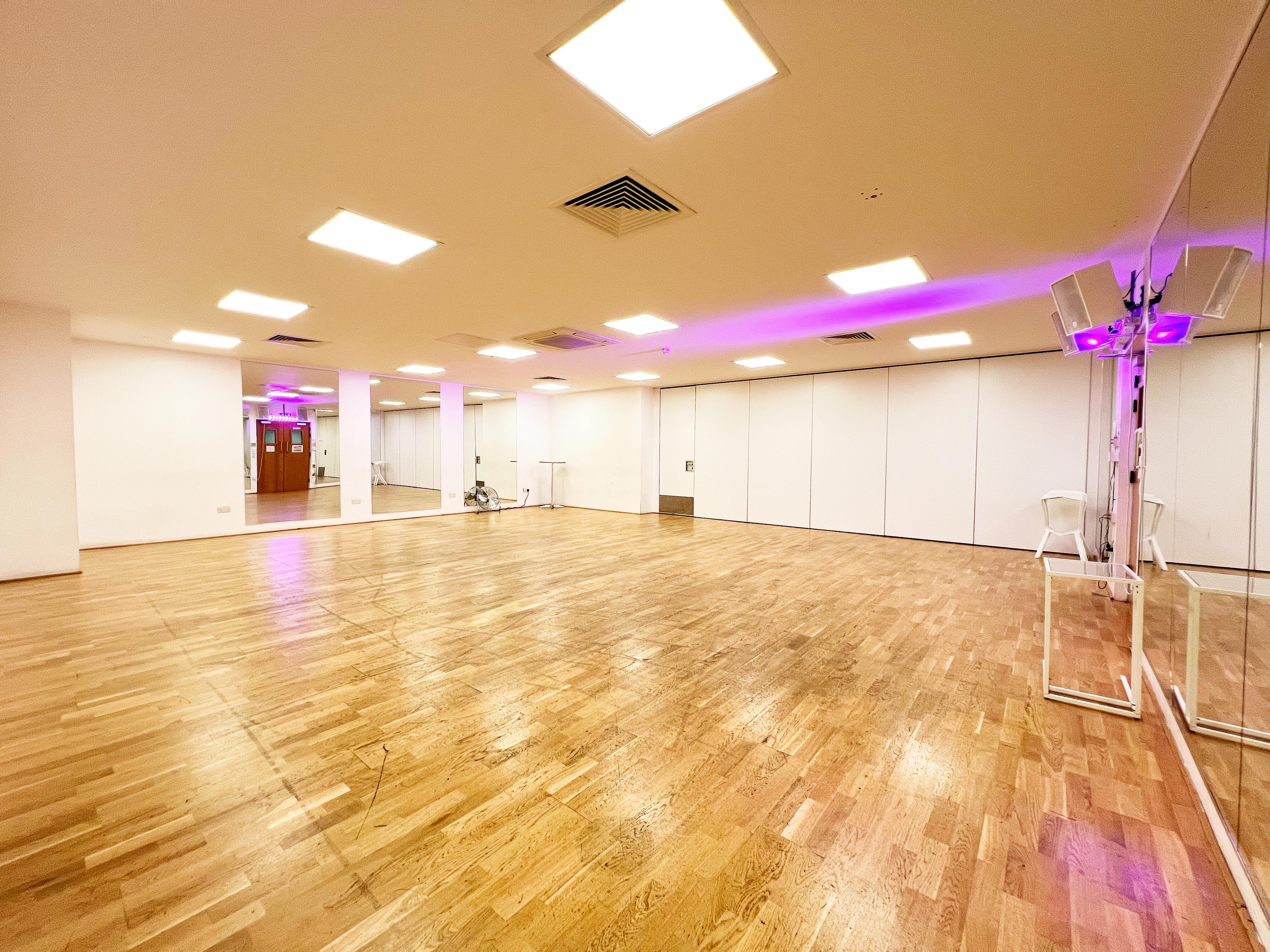 UNIT 3 studios - image 1