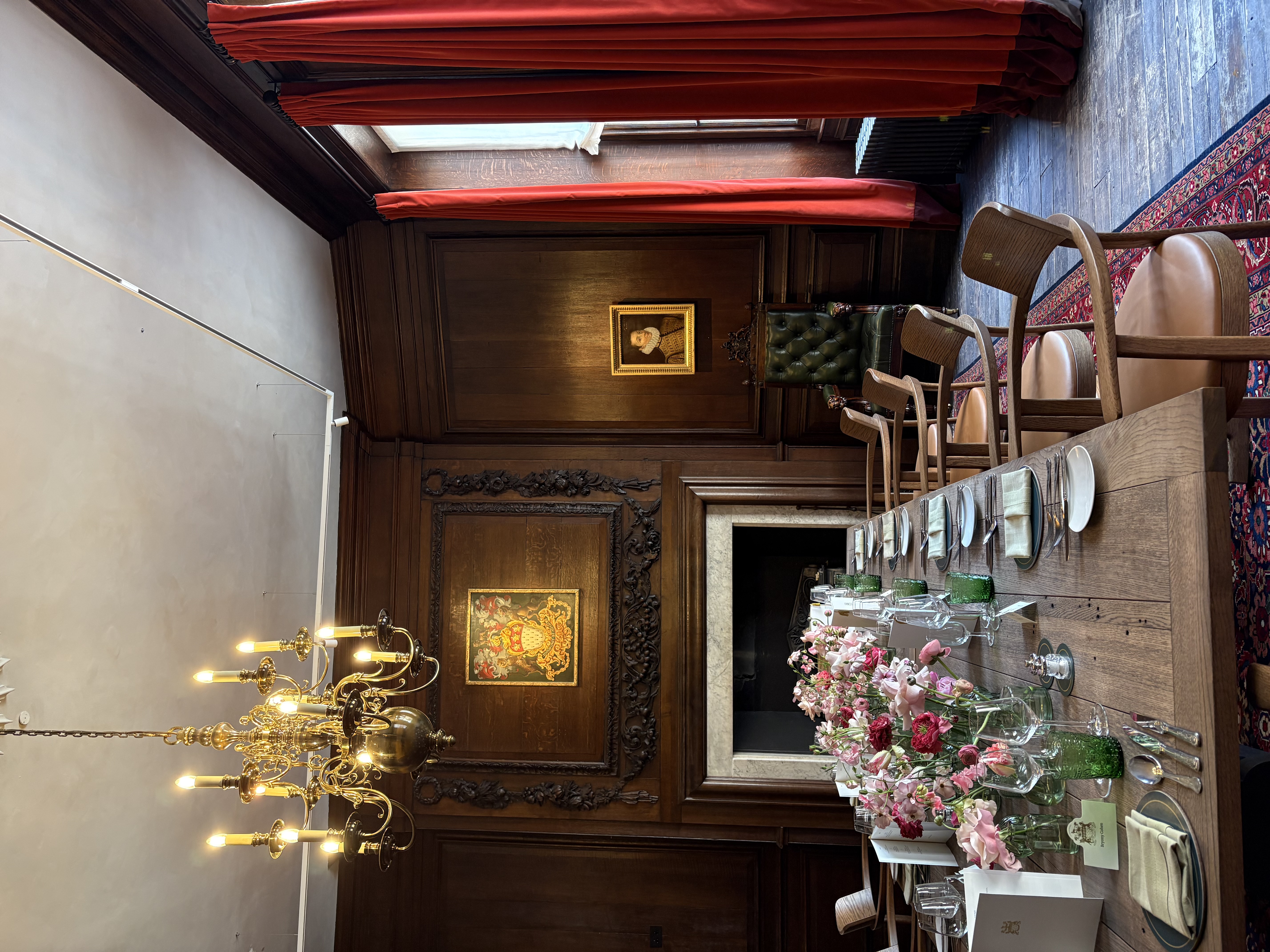 8½ London - image 4