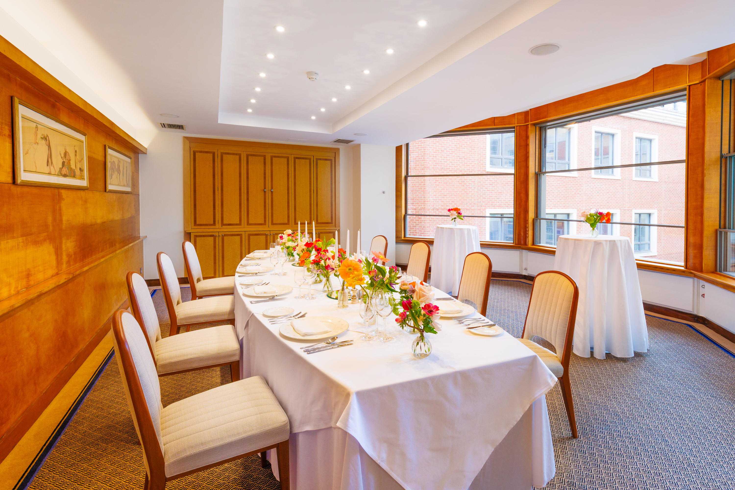 The Lansdowne Club - image 1