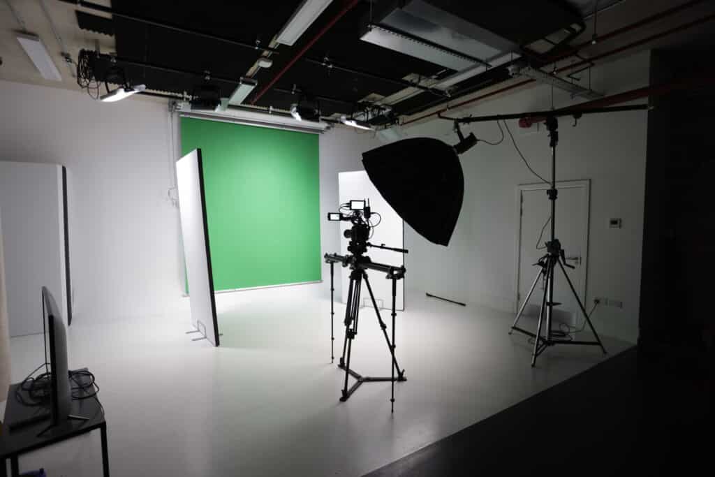 Nine Elms Studio - image 4