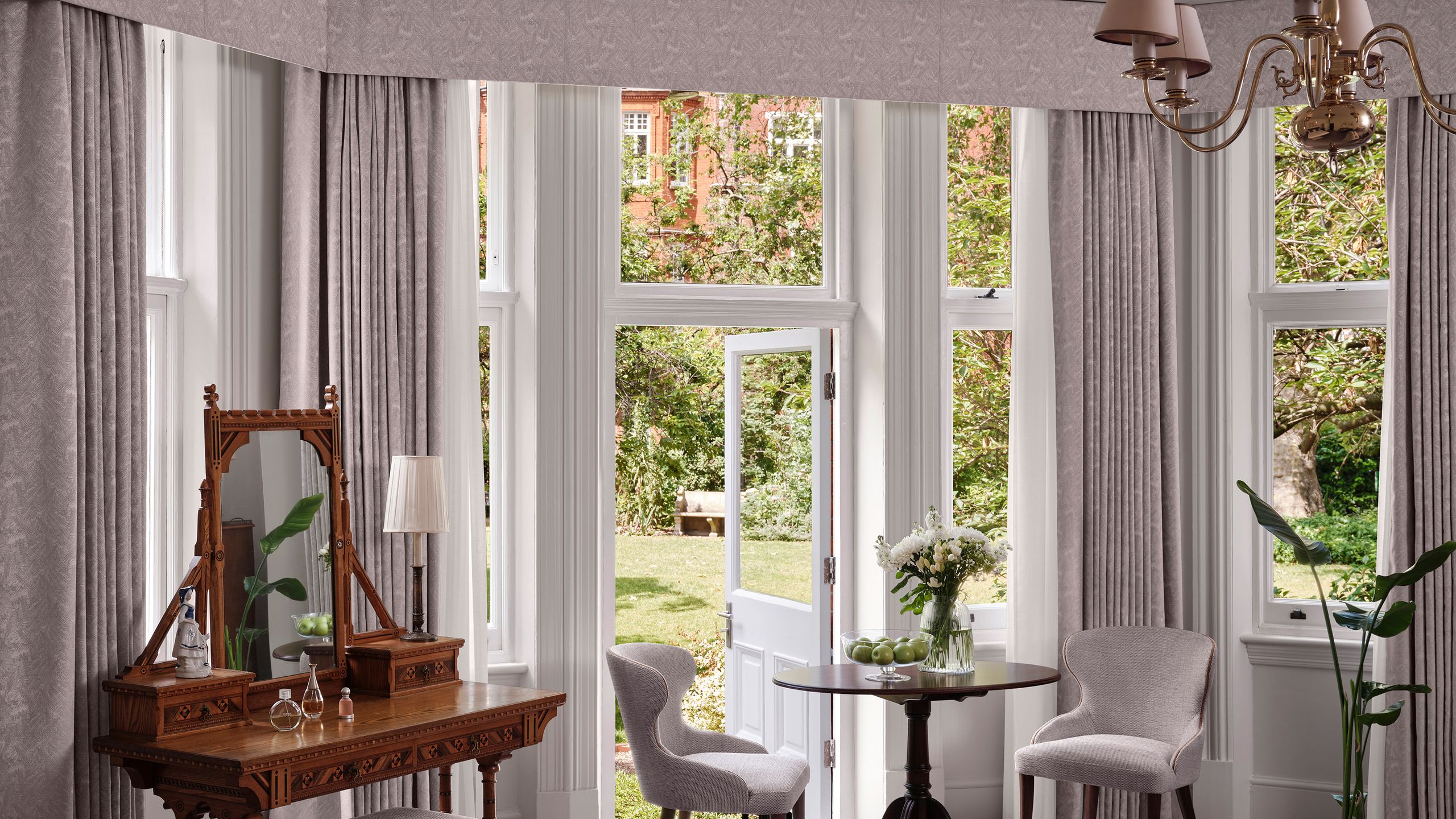 The Chelsea Townhouse - image 3