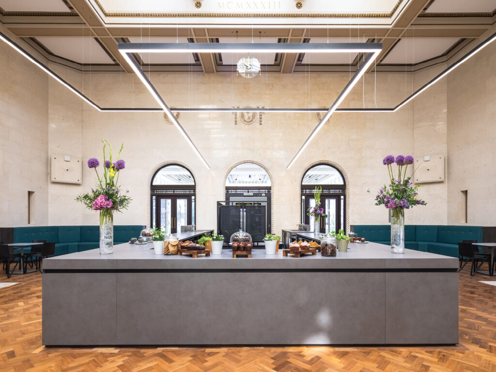 The Exchange - image 8