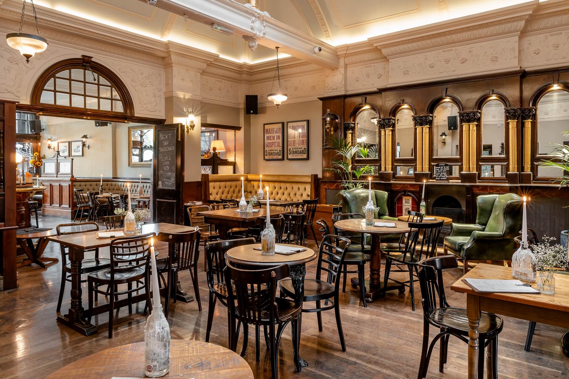 Great Northern Railway Tavern - image 2