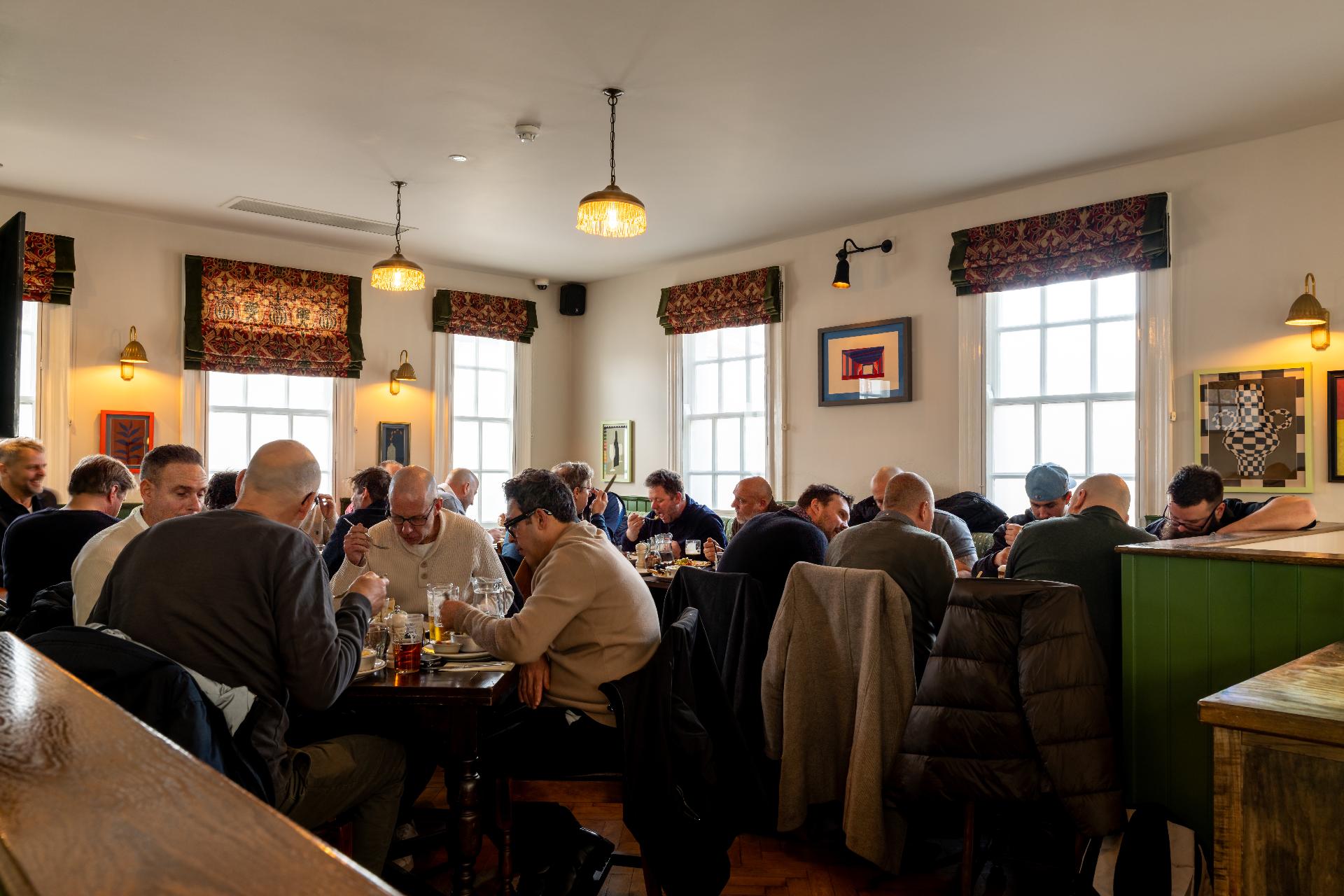 The King's Head, Earl's Court - image 3