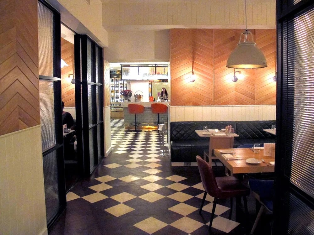The King's Head, Earl's Court - image 4