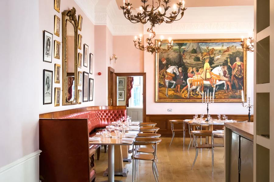 The Racquet Club Hotel & Ziba Restaurant - image 2