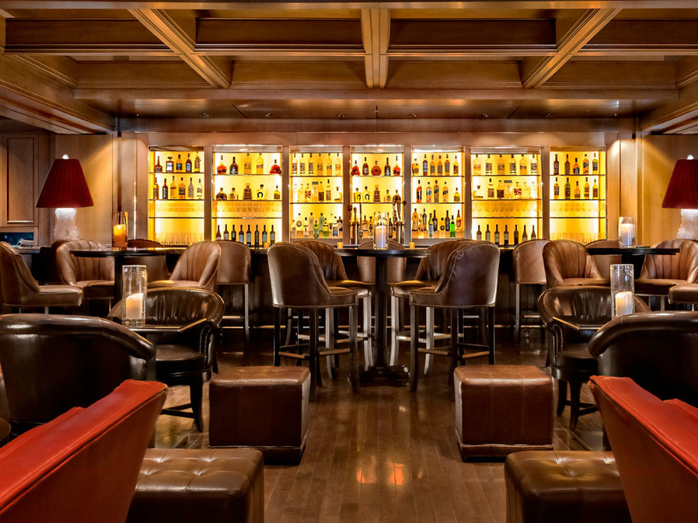 Sip City Lounge - image 5