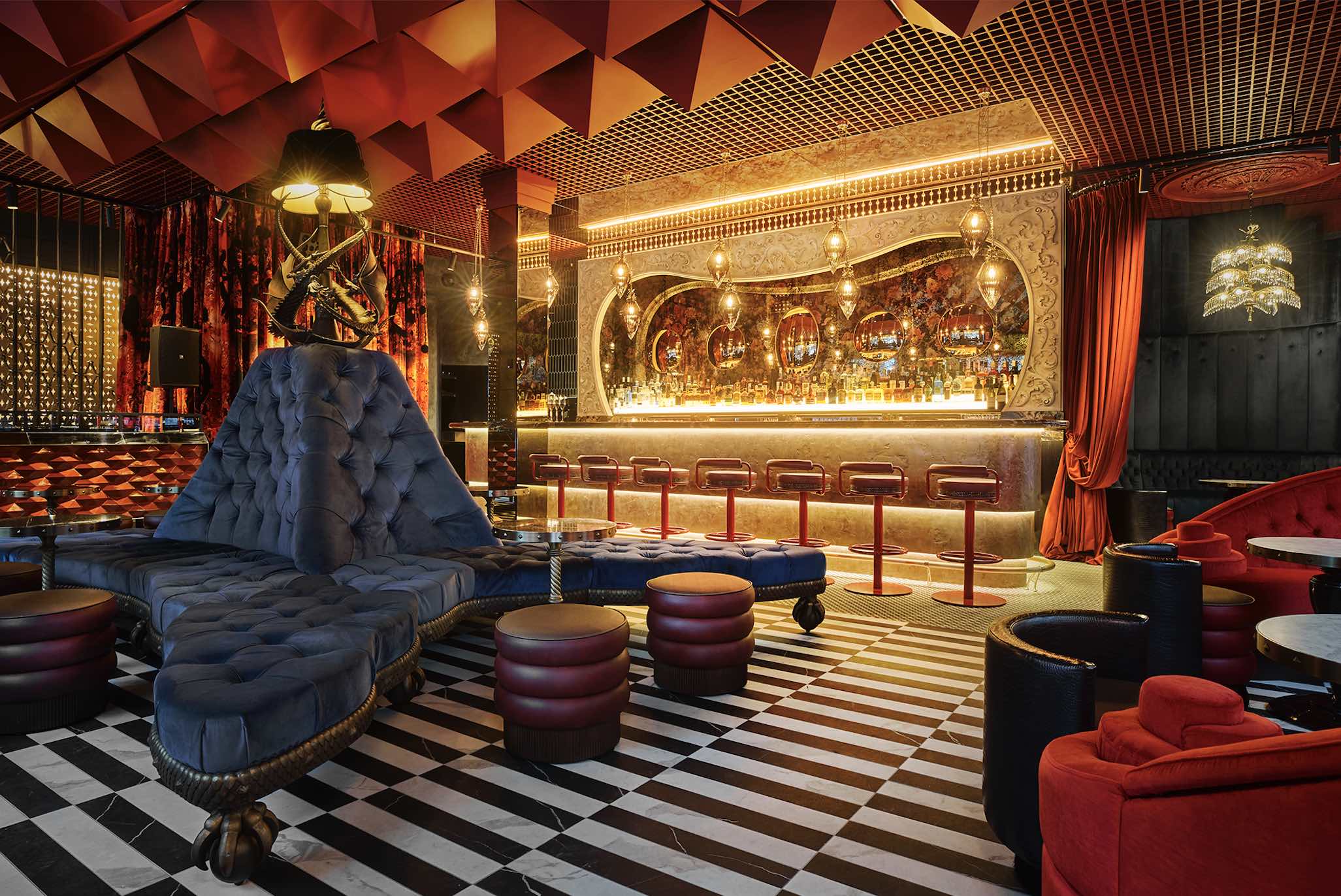 Sip City Lounge - image 9