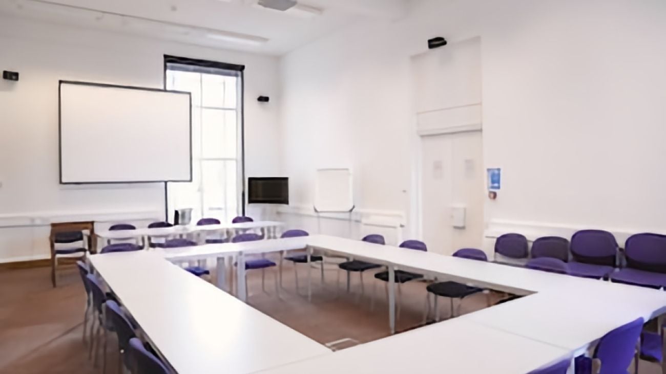 Senate House - image 1