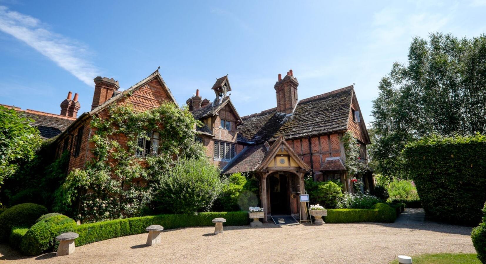 Langshott Manor - image 5