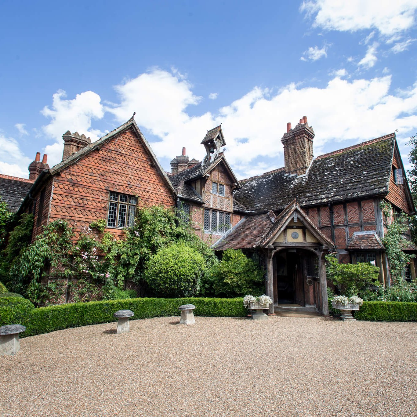 Langshott Manor - image 4