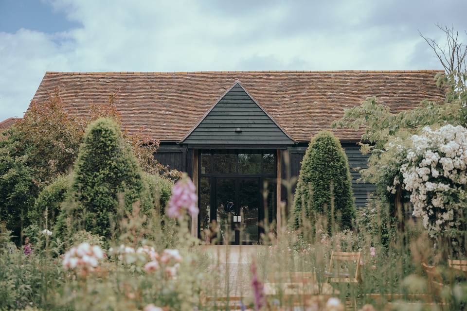 Alfriston Gardens - image 5