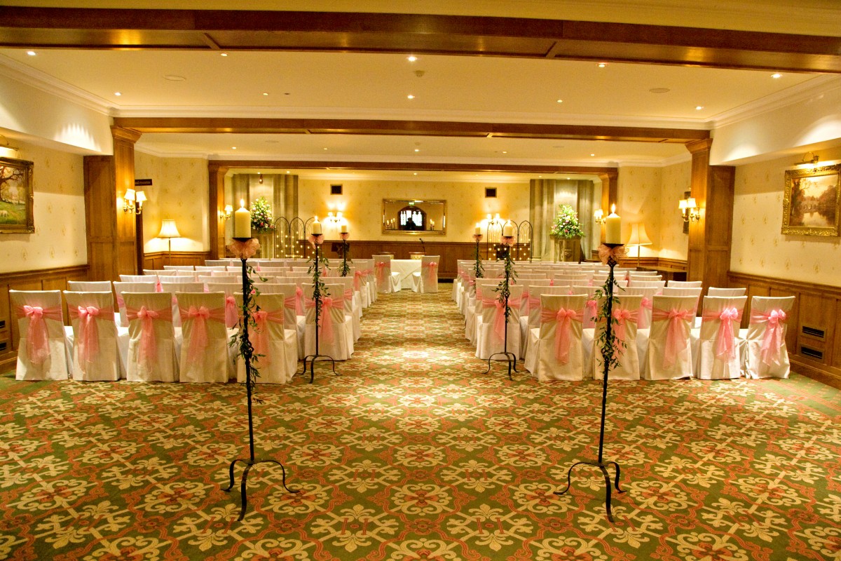 Ashdown Park Hotel - image 4
