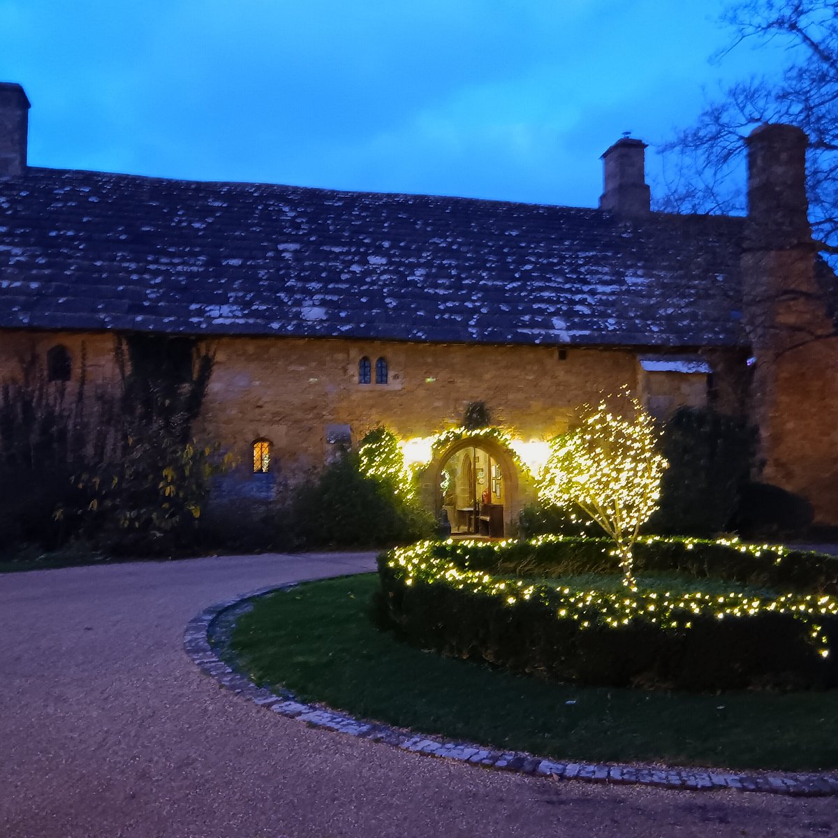 Bailiffscourt Hotel & Spa - image 10