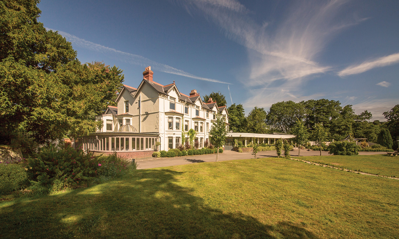 Southdowns Manor - image 6