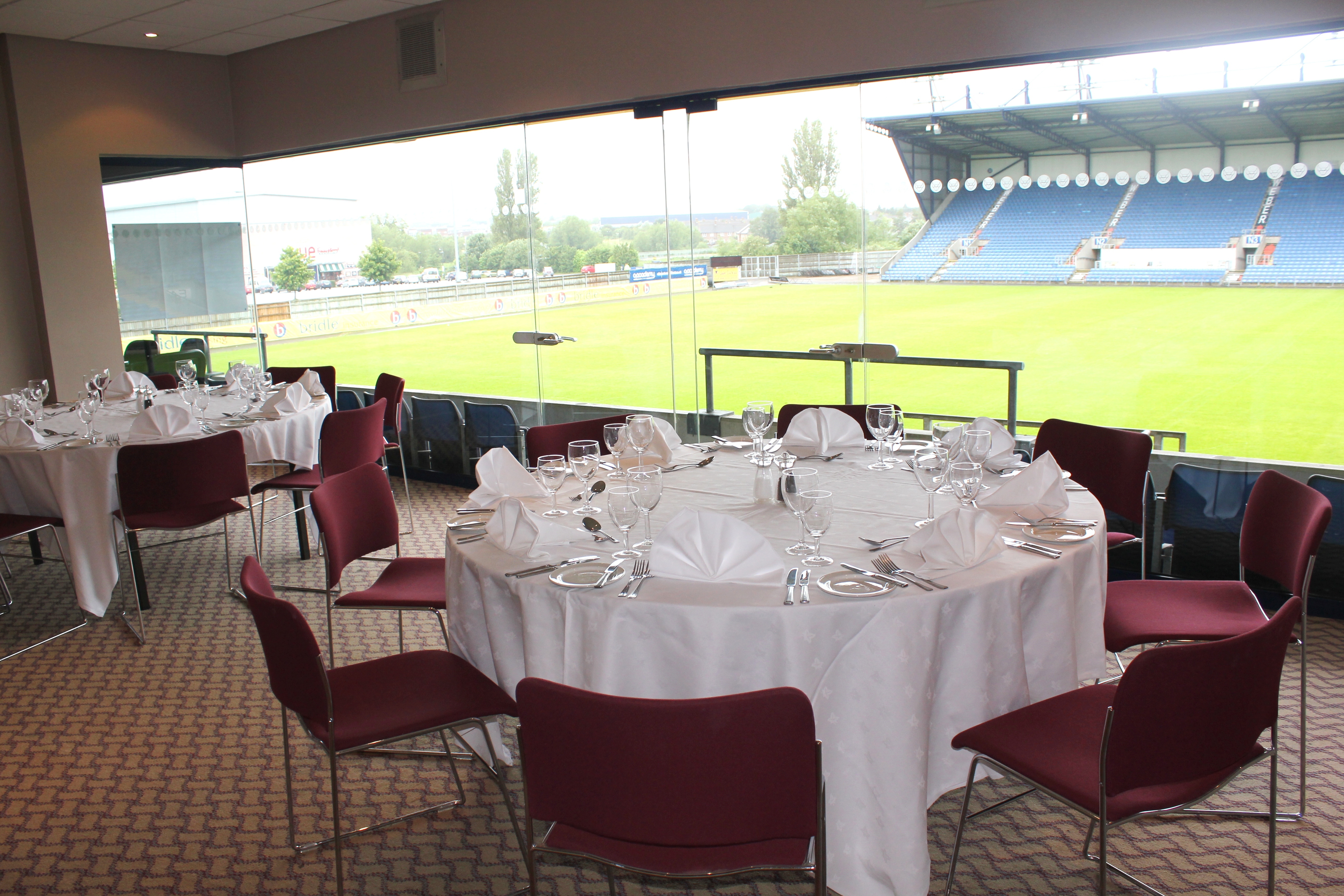 The Kassam Stadium - image 5