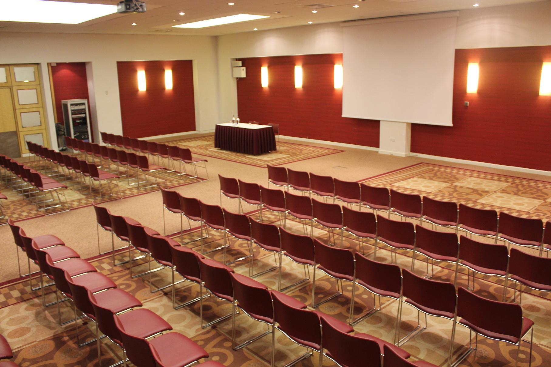 The Kassam Stadium Conference and Events Centre - image 6