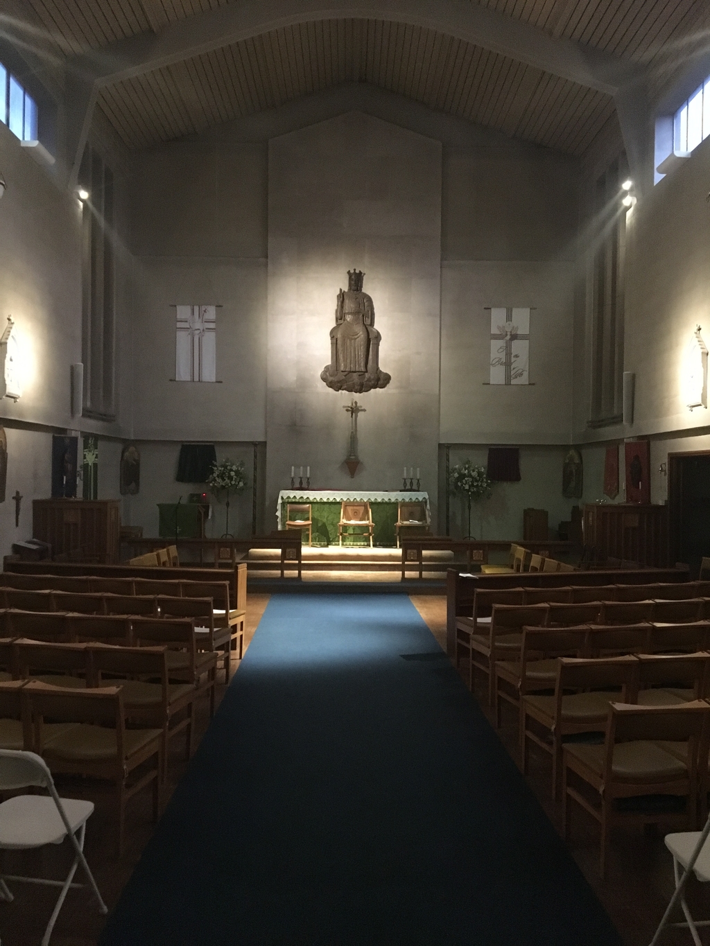 St Thomas Church Hall - image 4