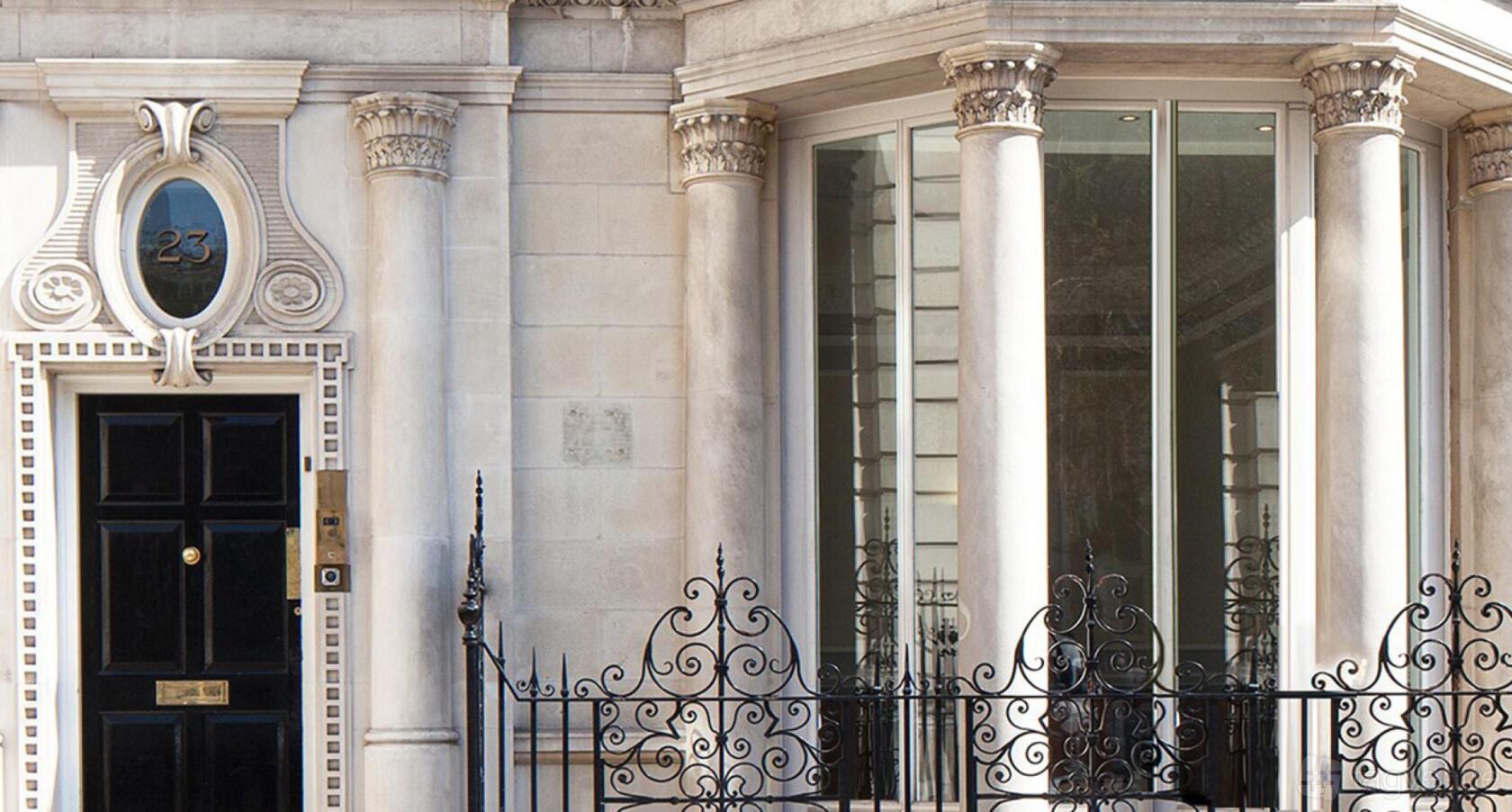 23 Berkeley Square - image 3