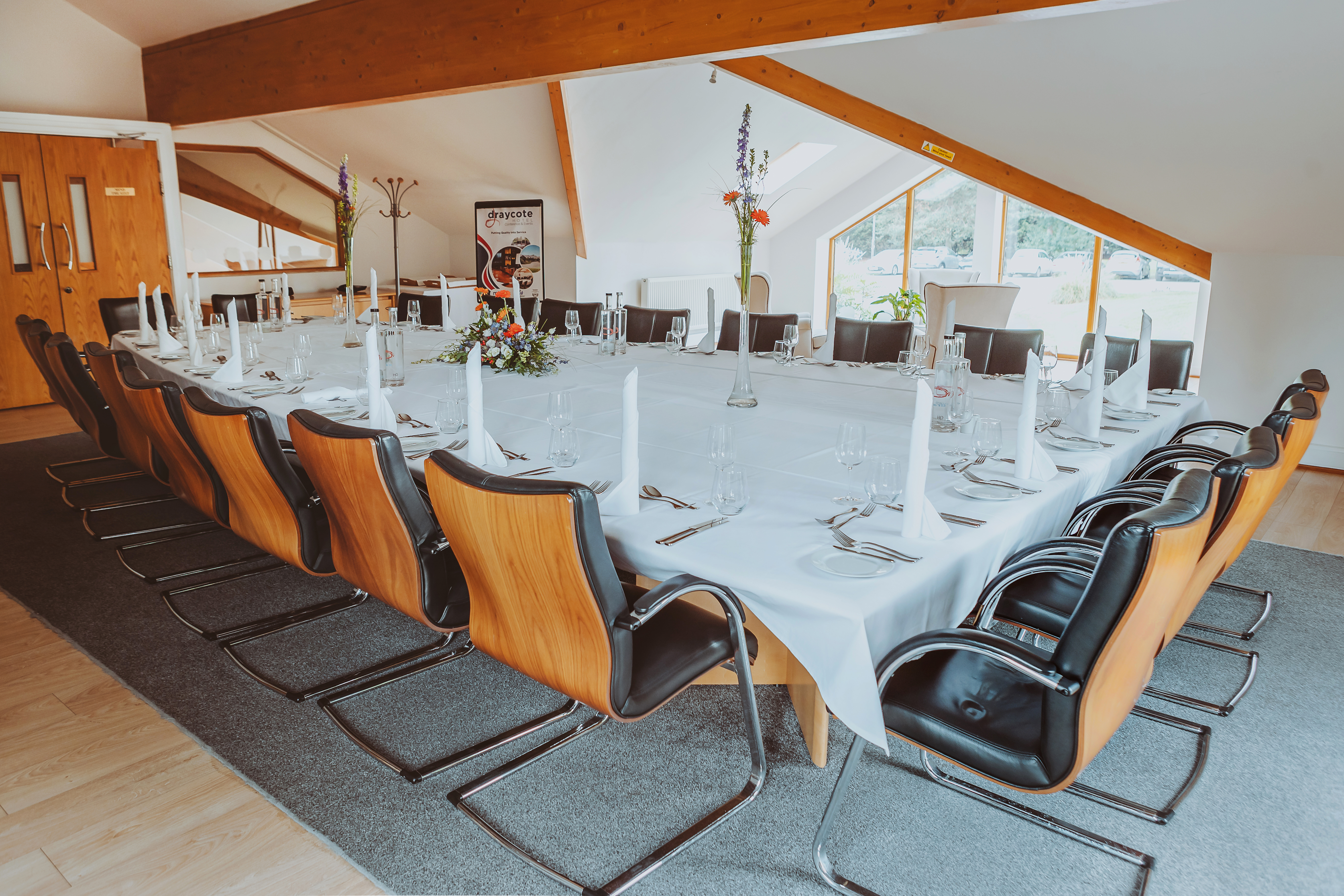 Draycote Hotel - image 1