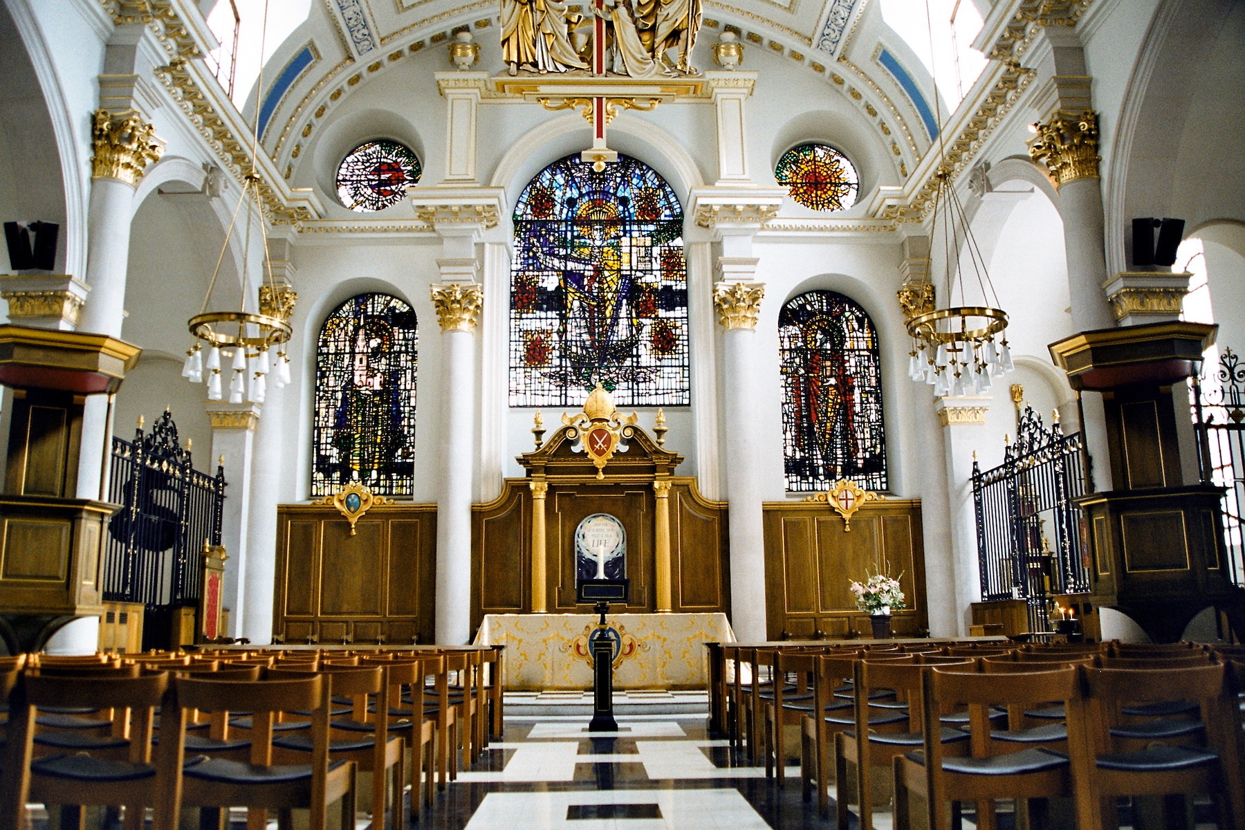 St Mary-le-Bow - image 2