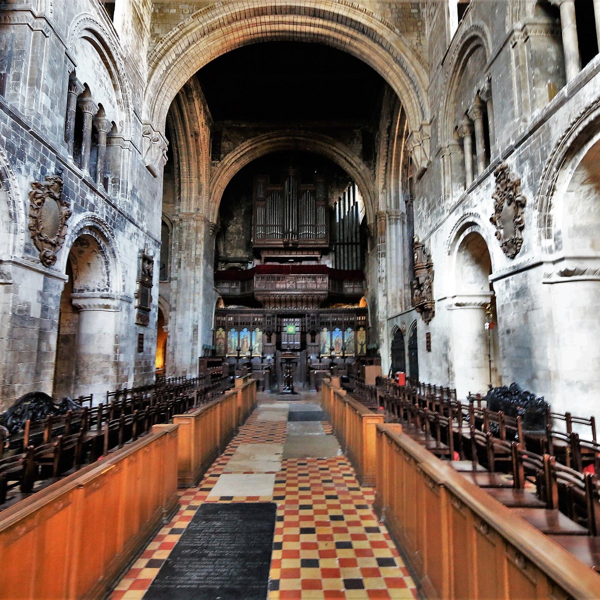 St Bartholomew the Great - image 4