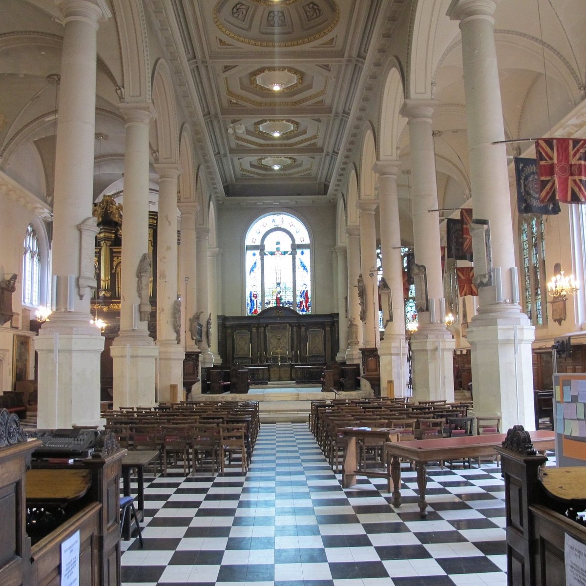 Holy Sepulchre London - image 4