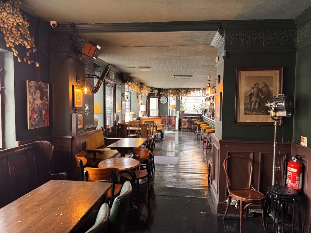 Two Brewers - image 9