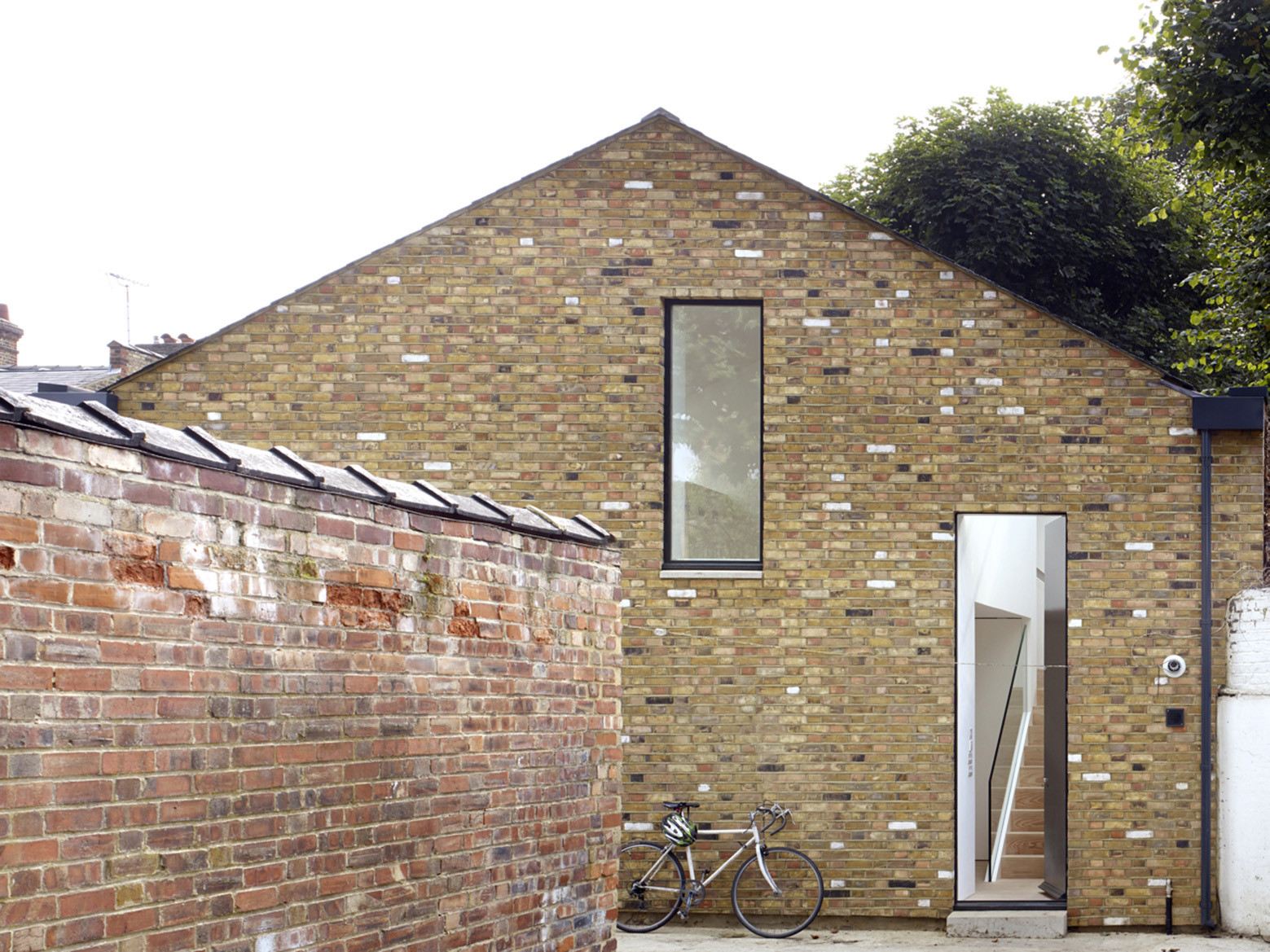 Dalston Heights - image 5