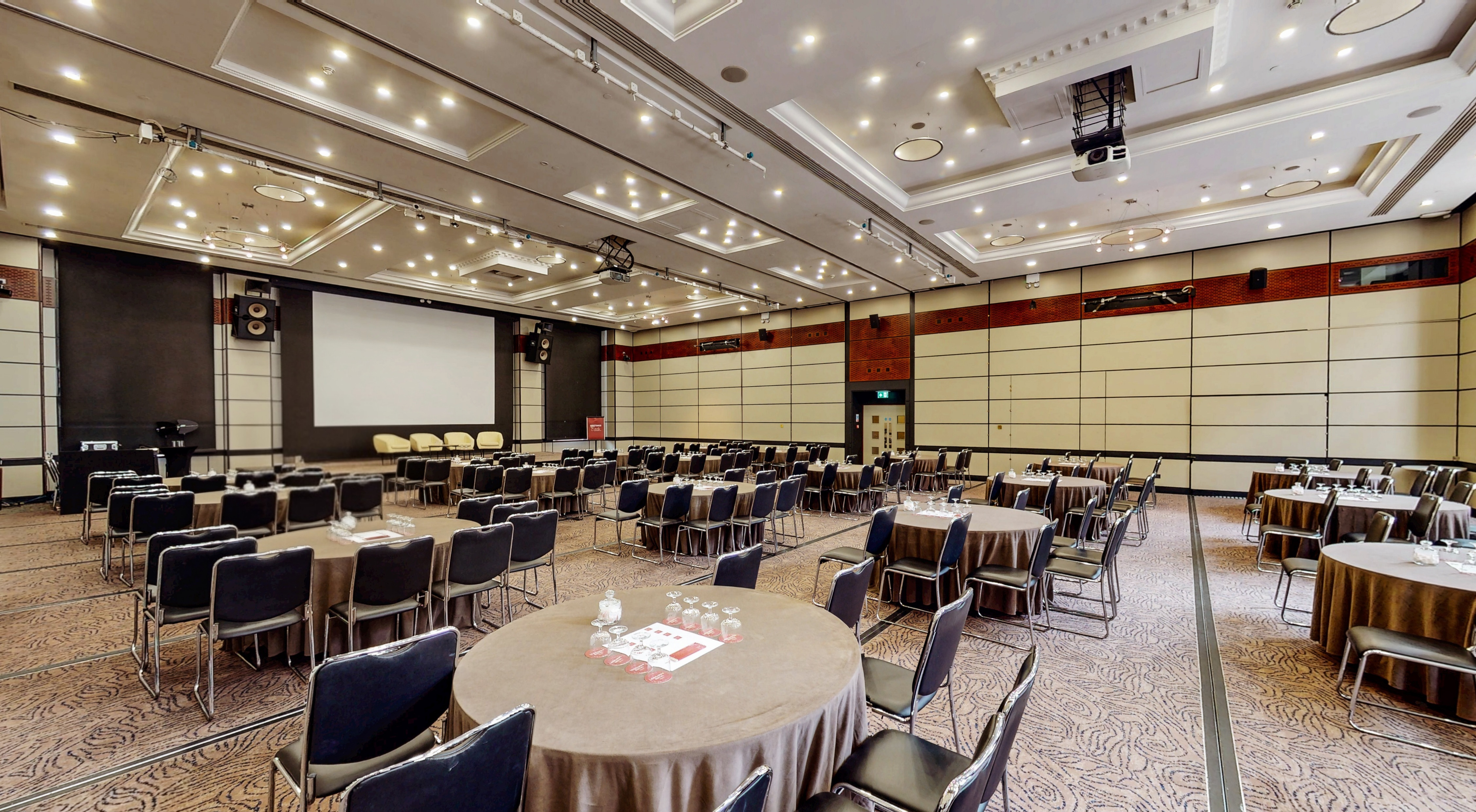 Leonardo Royal Hotel London City - image 1
