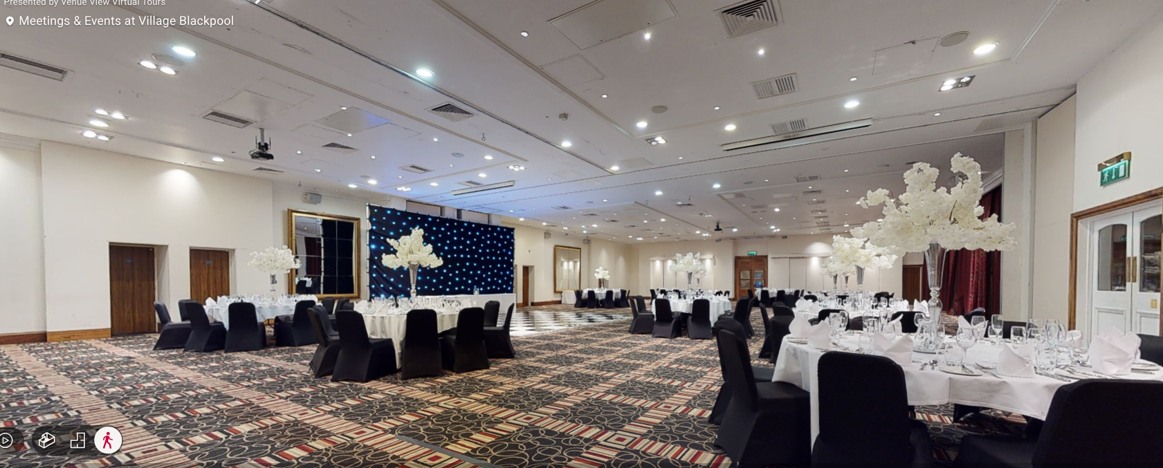 Village Hotel Blackpool - image 2
