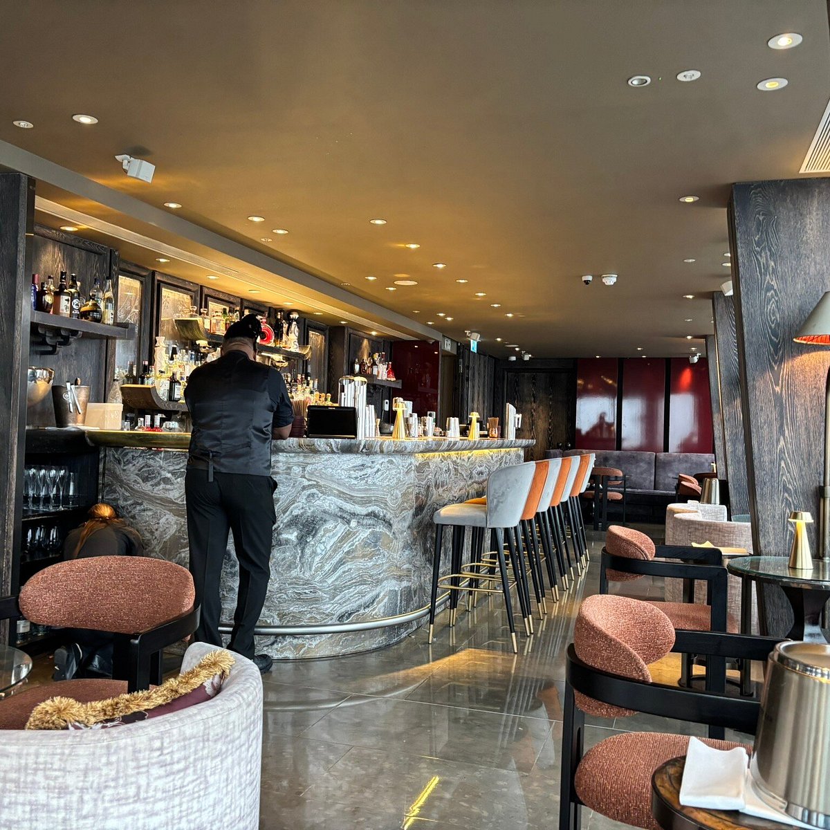 GŎNG Bar - image 2