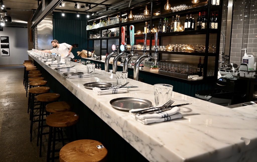 Hawley Wharf Bar + Kitchen - image 5